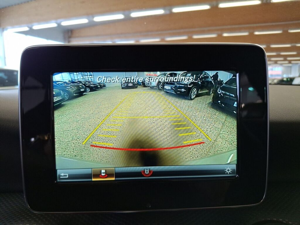 Mercedes-Benz A 2017 Harmaa