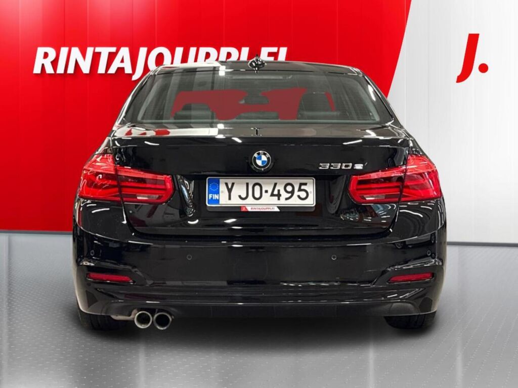 BMW 330 2017 Musta