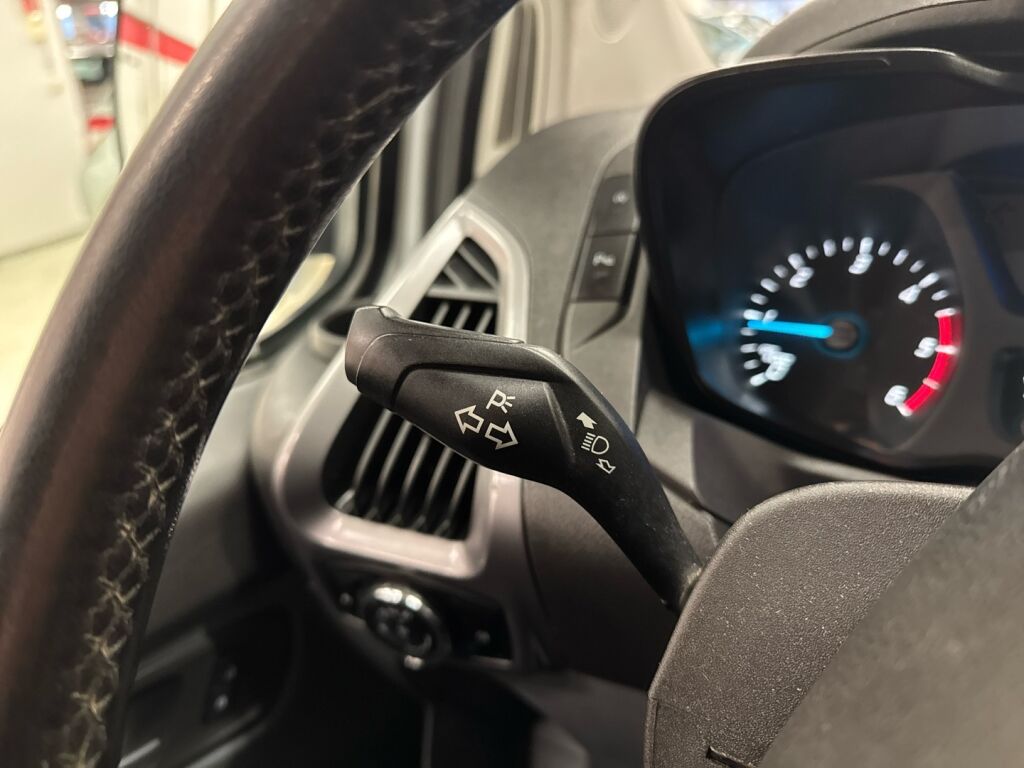 Ford Transit Custom 2017 Valkoinen