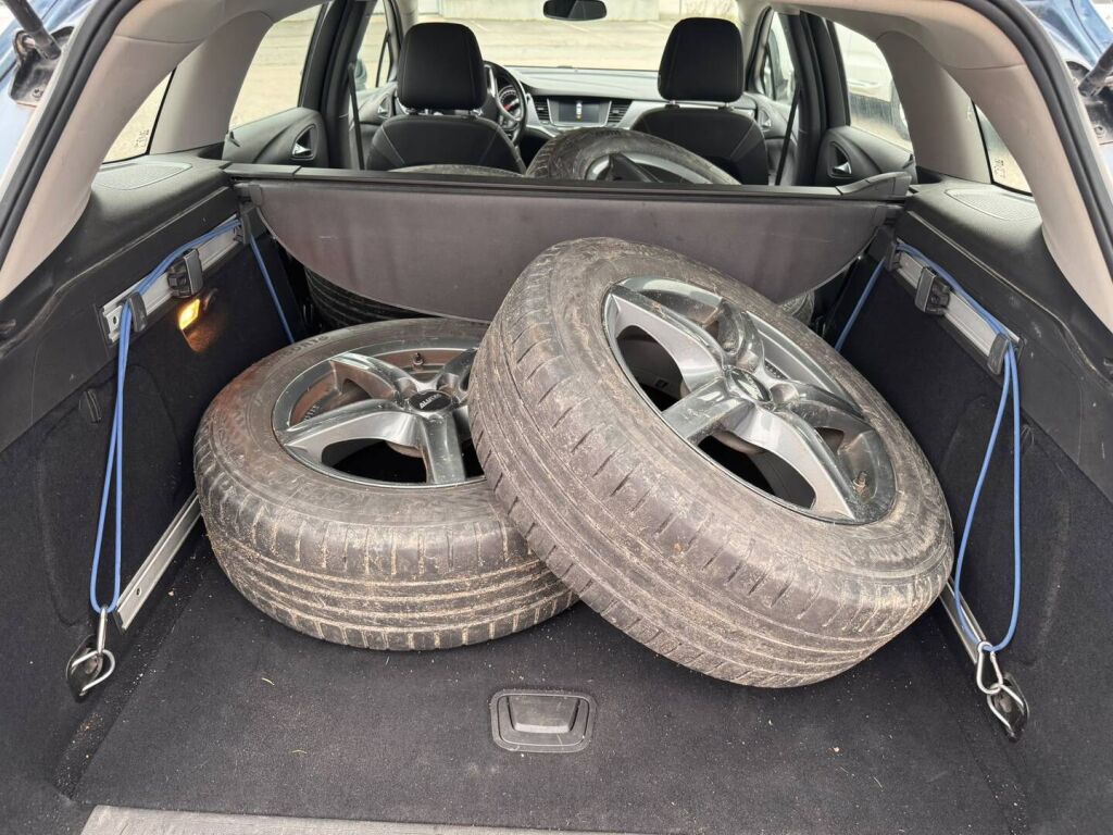 Opel Astra 2017 Sininen