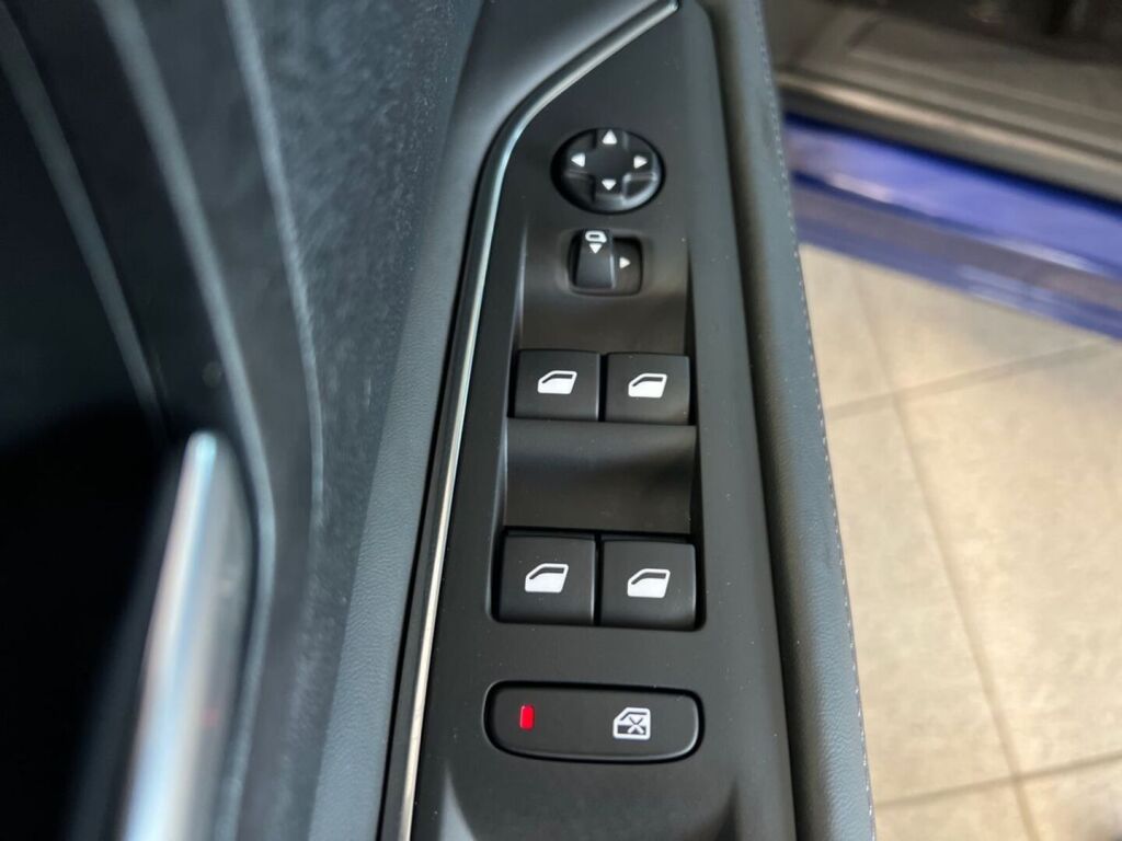 Peugeot 3008 2017 Sininen