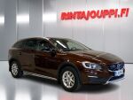Volvo V60 Cross Country 2017 Punainen