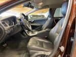Volvo V60 Cross Country 2017 Punainen