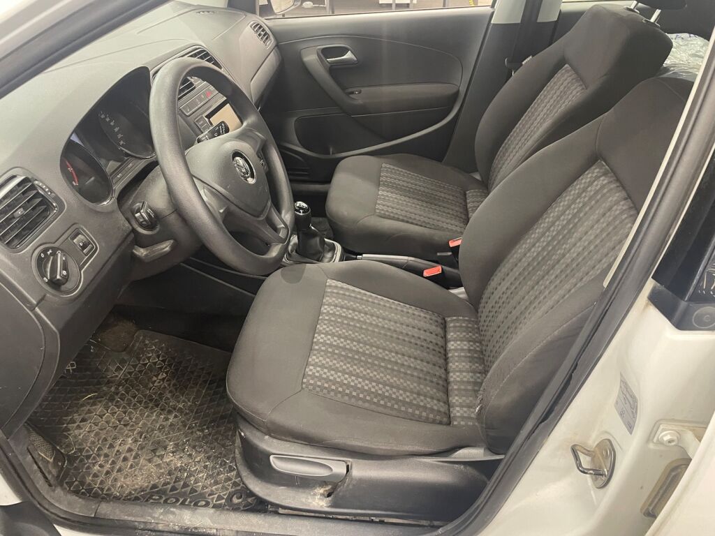 Volkswagen Polo 2017 Valkoinen