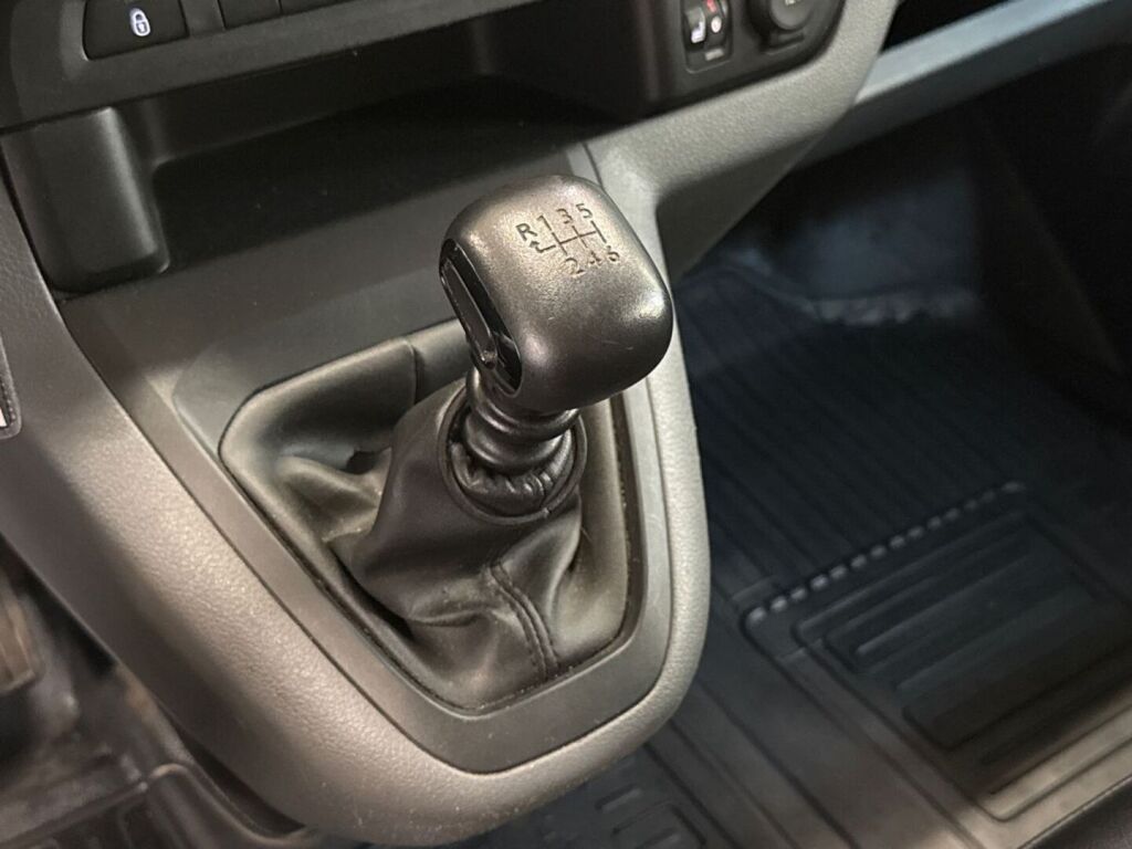 Toyota Proace 2017 Valkoinen
