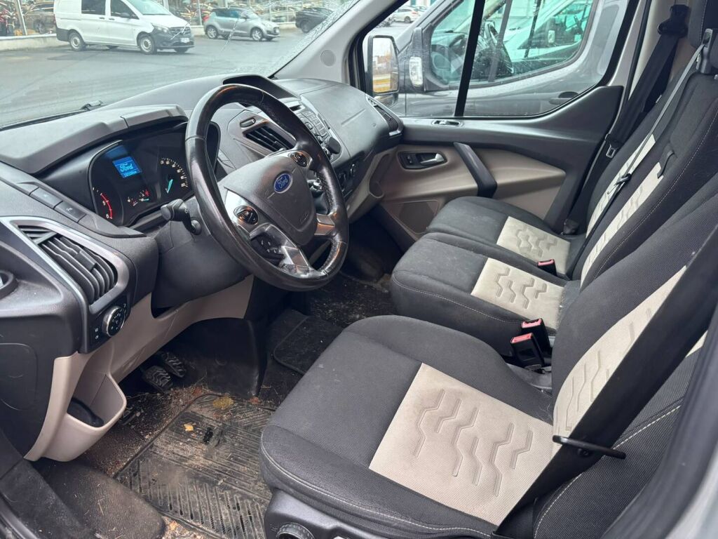 Ford Tourneo Custom 2017 Harmaa