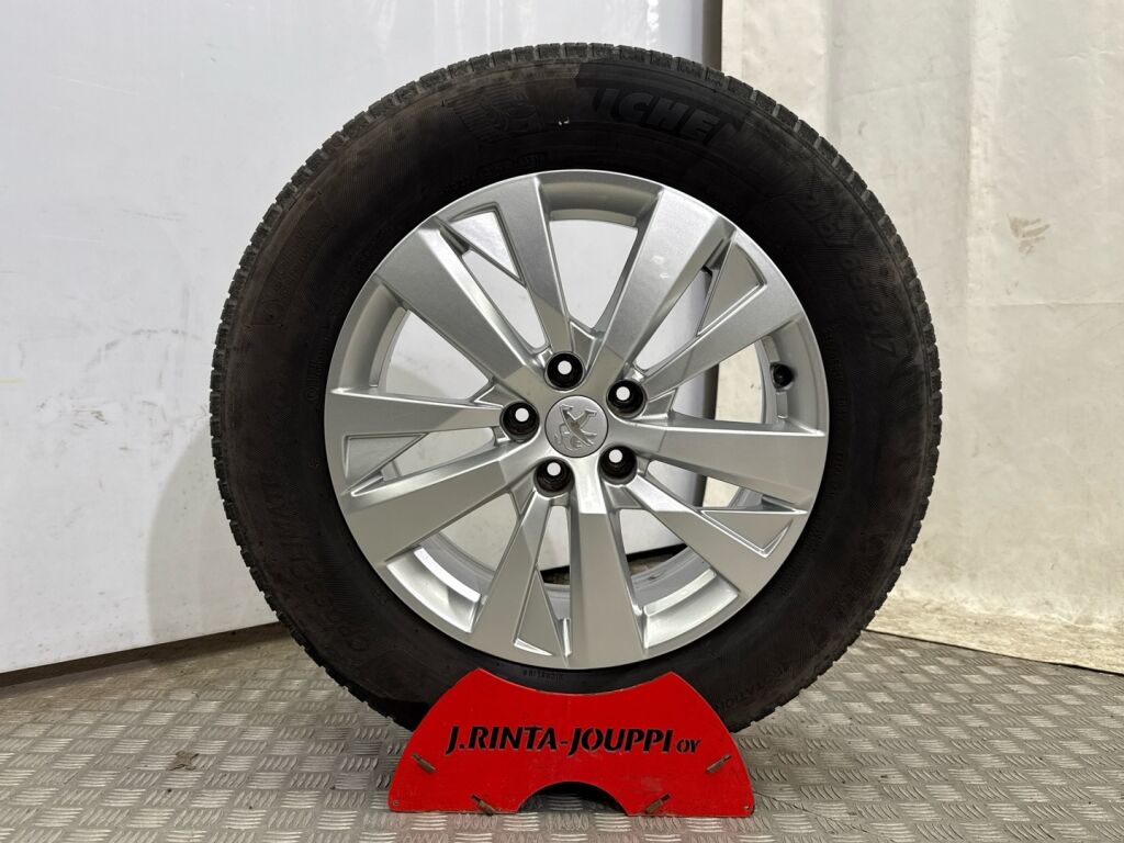 Peugeot 3008 2017 Harmaa