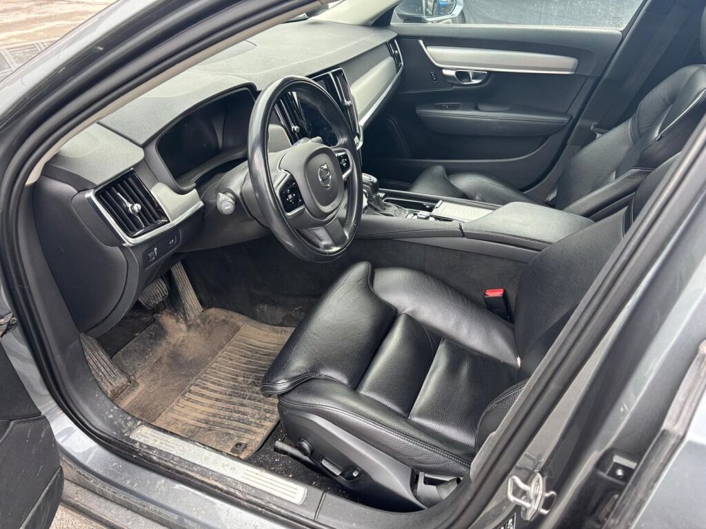 Volvo V90 2017 Harmaa