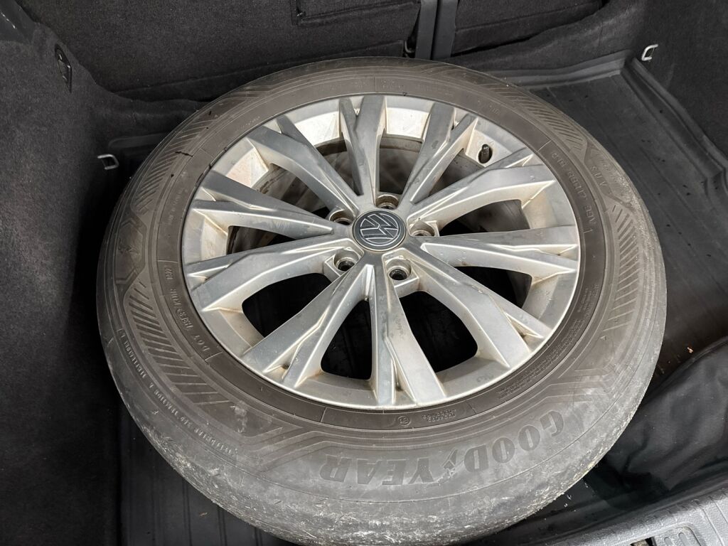 Volkswagen Tiguan 2017 Punainen