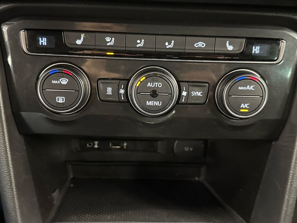 Volkswagen Tiguan 2017 Punainen