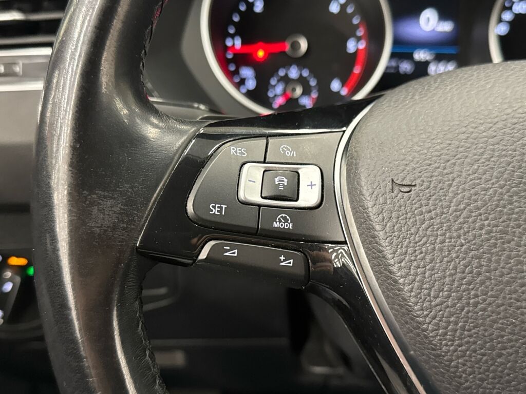 Volkswagen Tiguan 2017 Punainen