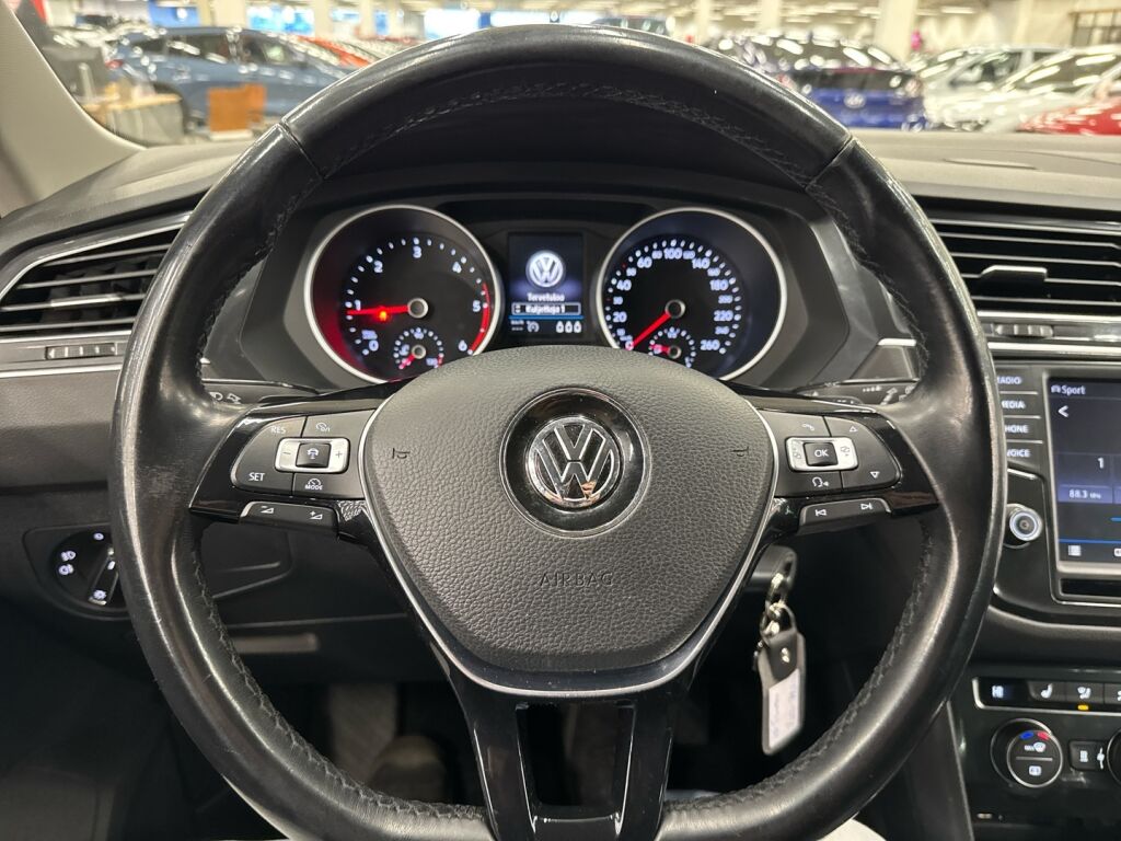 Volkswagen Tiguan 2017 Punainen