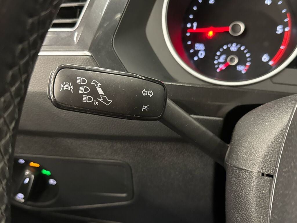 Volkswagen Tiguan 2017 Punainen