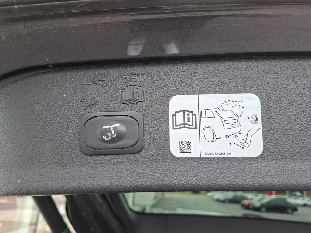 Ford Kuga 2018 Magnetic