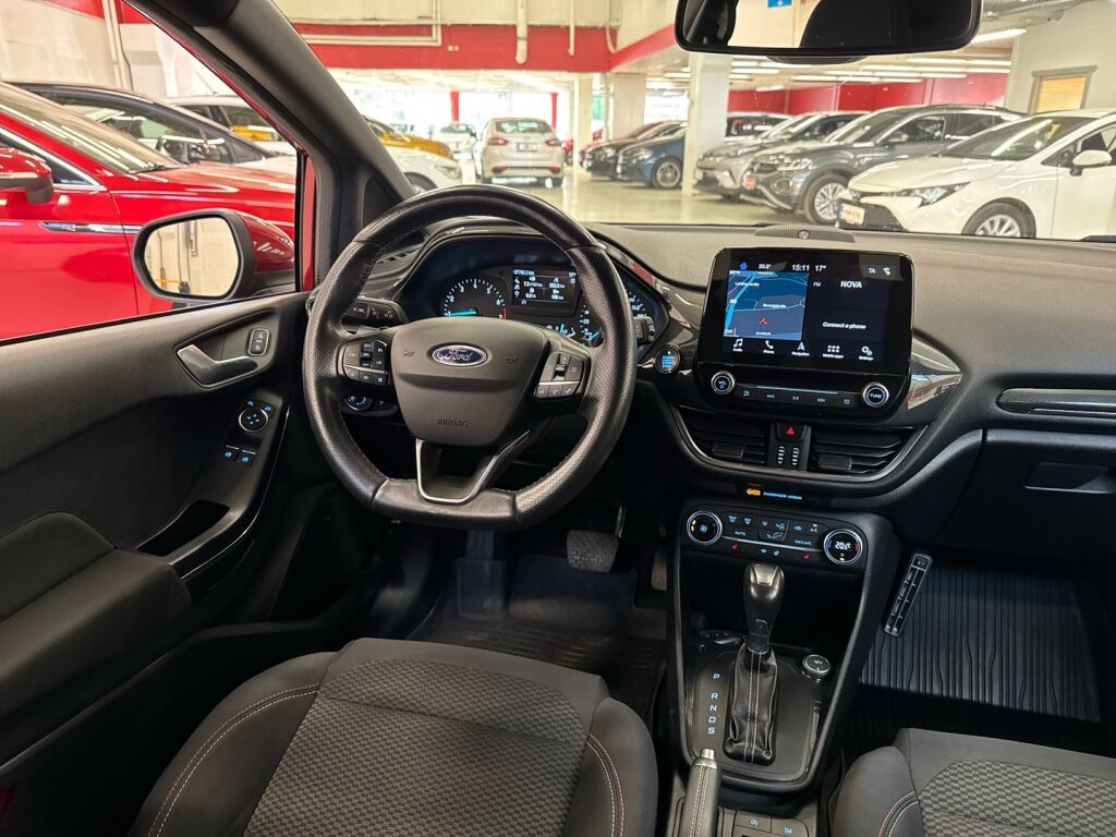 Ford Fiesta 2019 Punainen