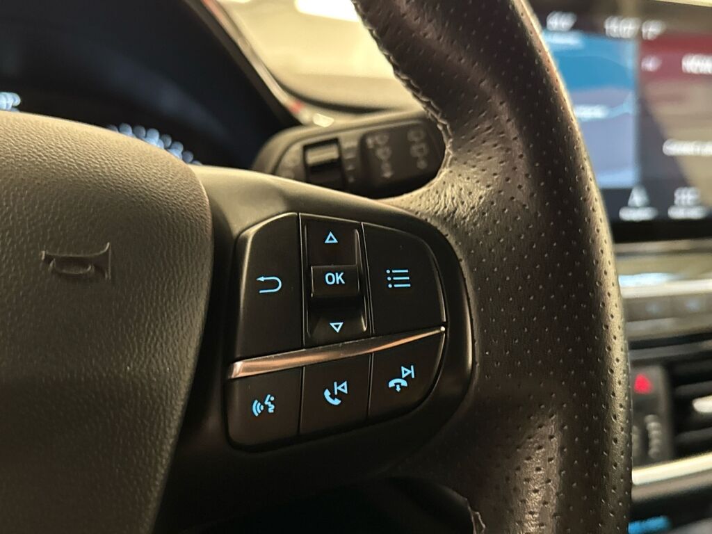 Ford Fiesta 2019 Punainen