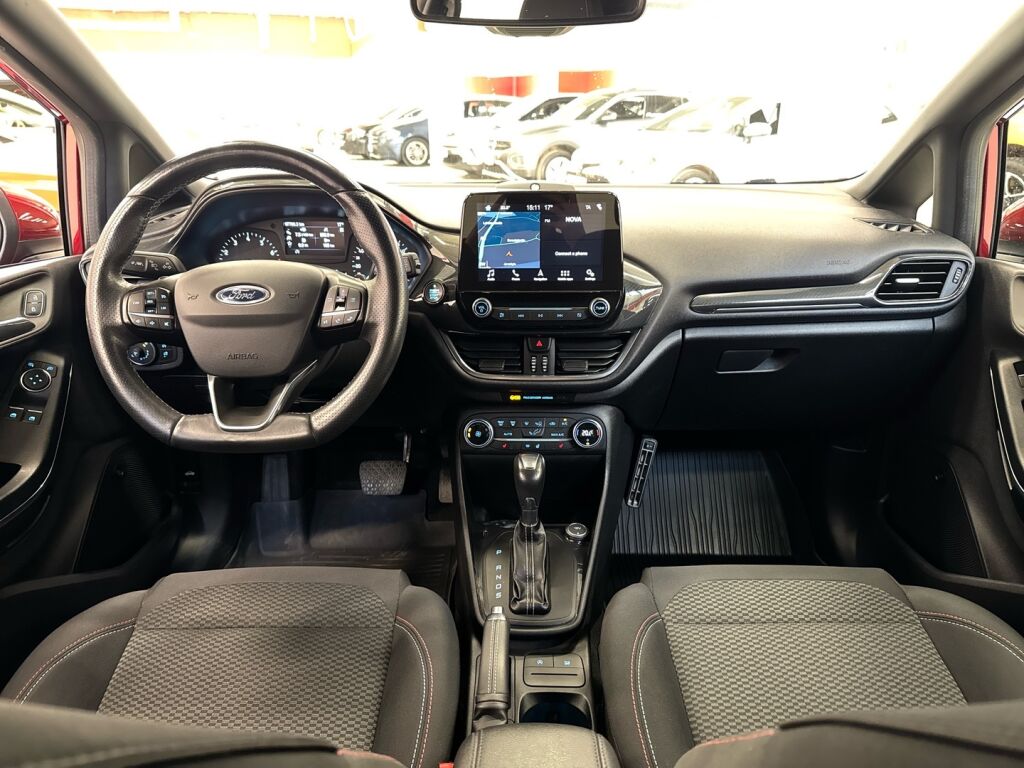 Ford Fiesta 2019 Punainen