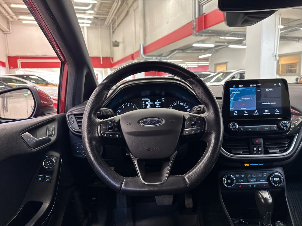 Ford Fiesta 2019 Punainen