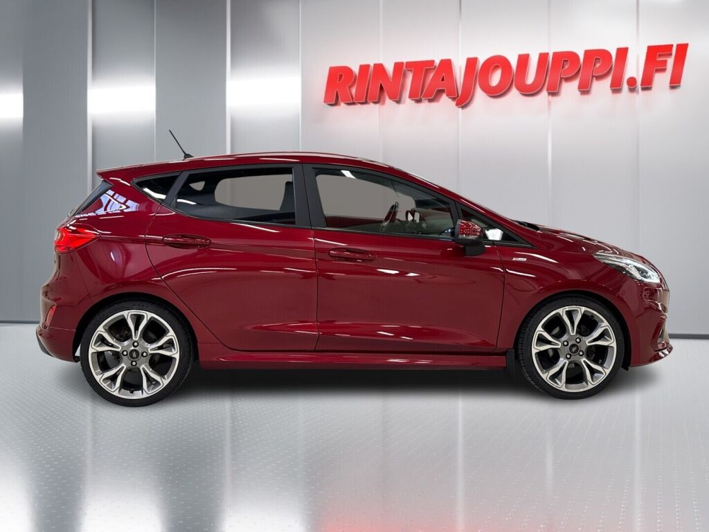 Ford Fiesta 2019 Punainen