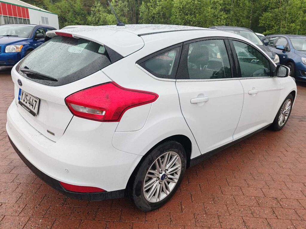 Ford Focus 2018 Valkoinen