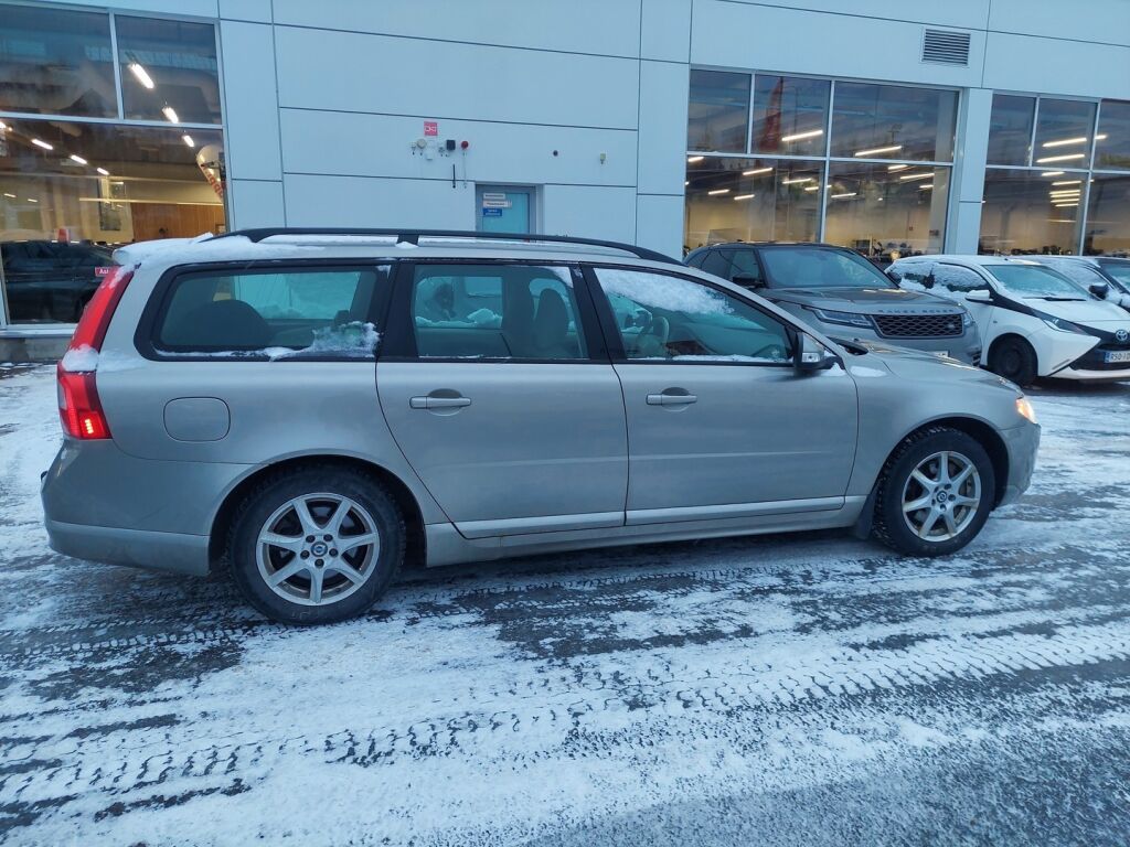 Volvo V70 2008 Harmaa