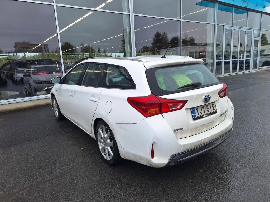 Toyota Auris 2014 Valkoinen