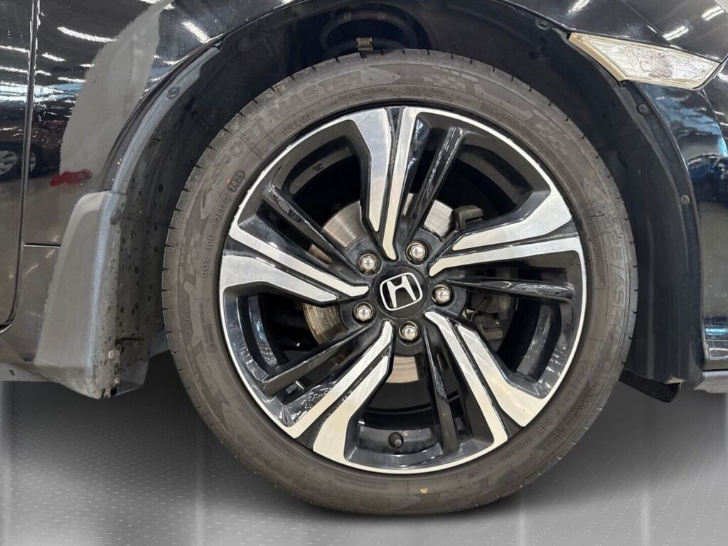 Honda Civic 2018 Musta