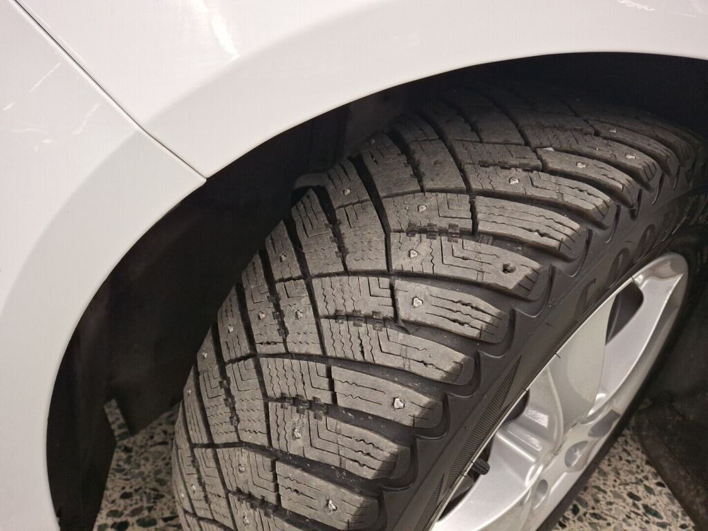 Ford Focus 2018 Valkoinen