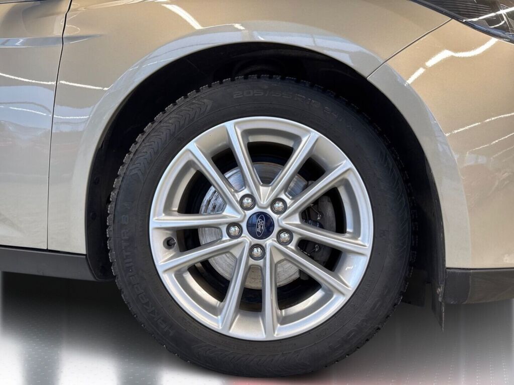 Ford Focus 2018 Harmaa