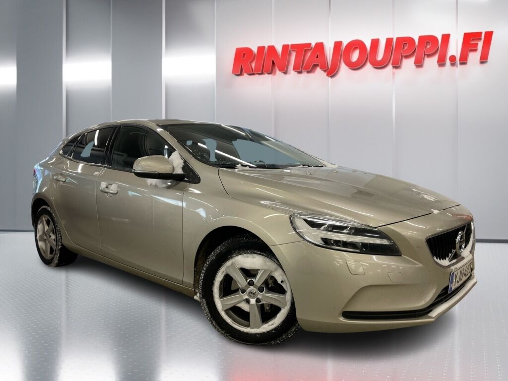 Volvo V40 2018 Ruskea (beige)
