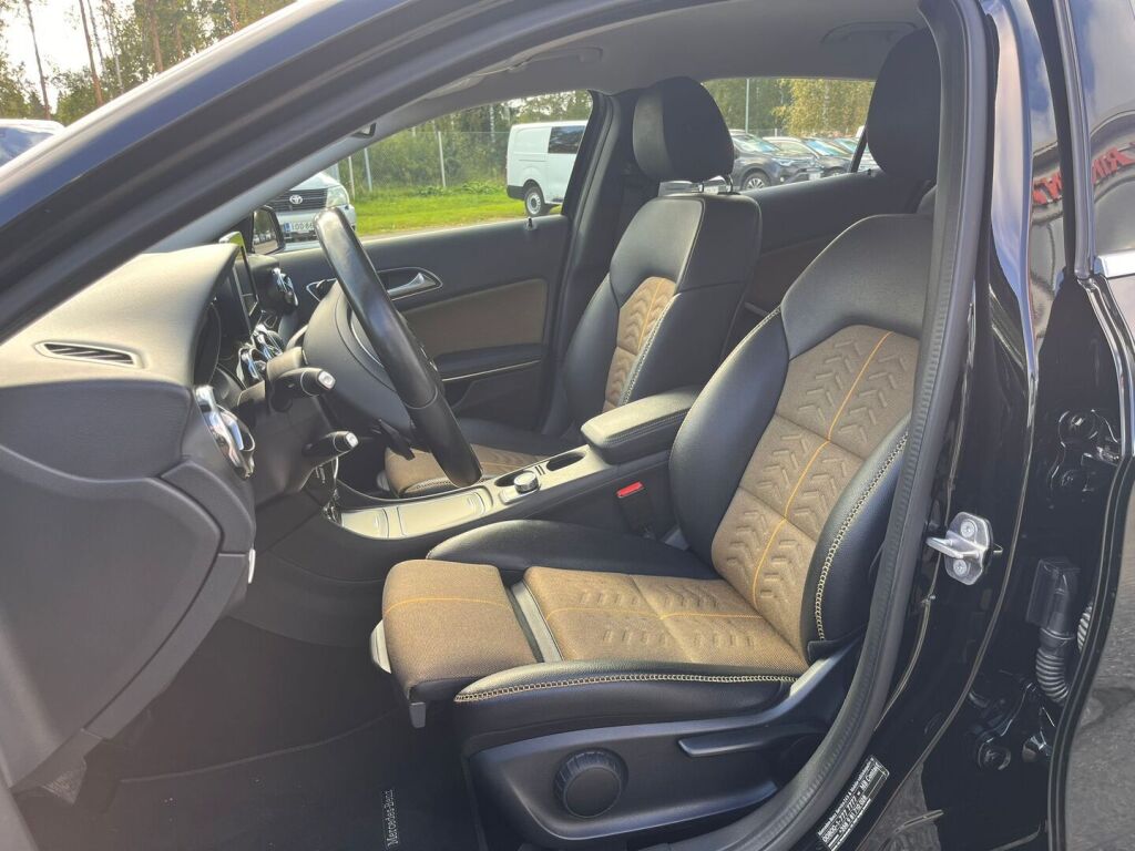 Mercedes-Benz GLA 2018 Musta