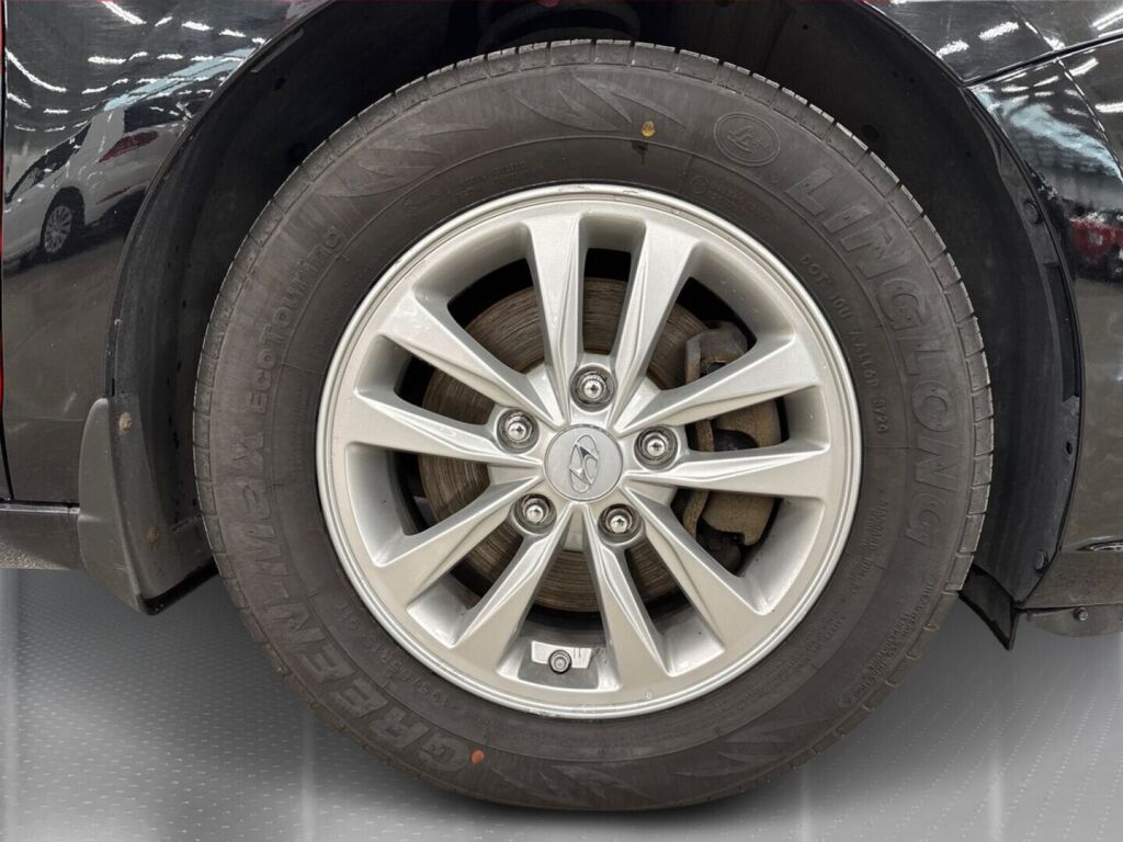 Hyundai i30 5d 2018 Musta