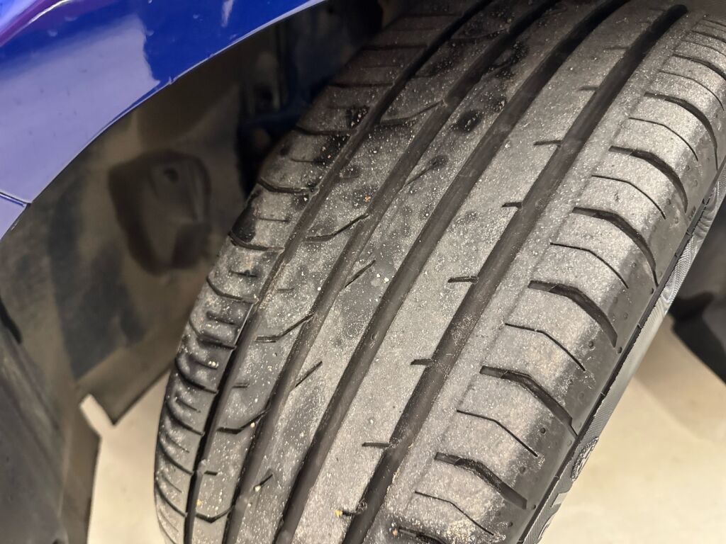 Ford Focus 2018 Sininen