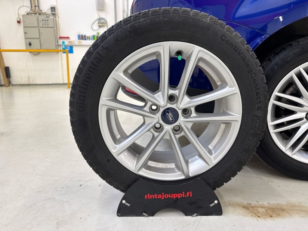 Ford Focus 2018 Sininen