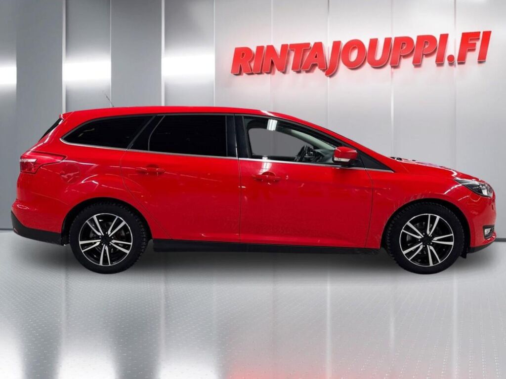 Ford Focus 2018 Punainen