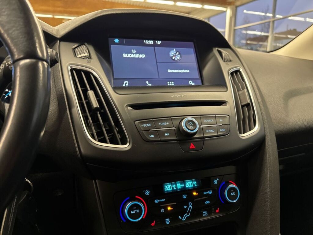 Ford Focus 2018 Punainen