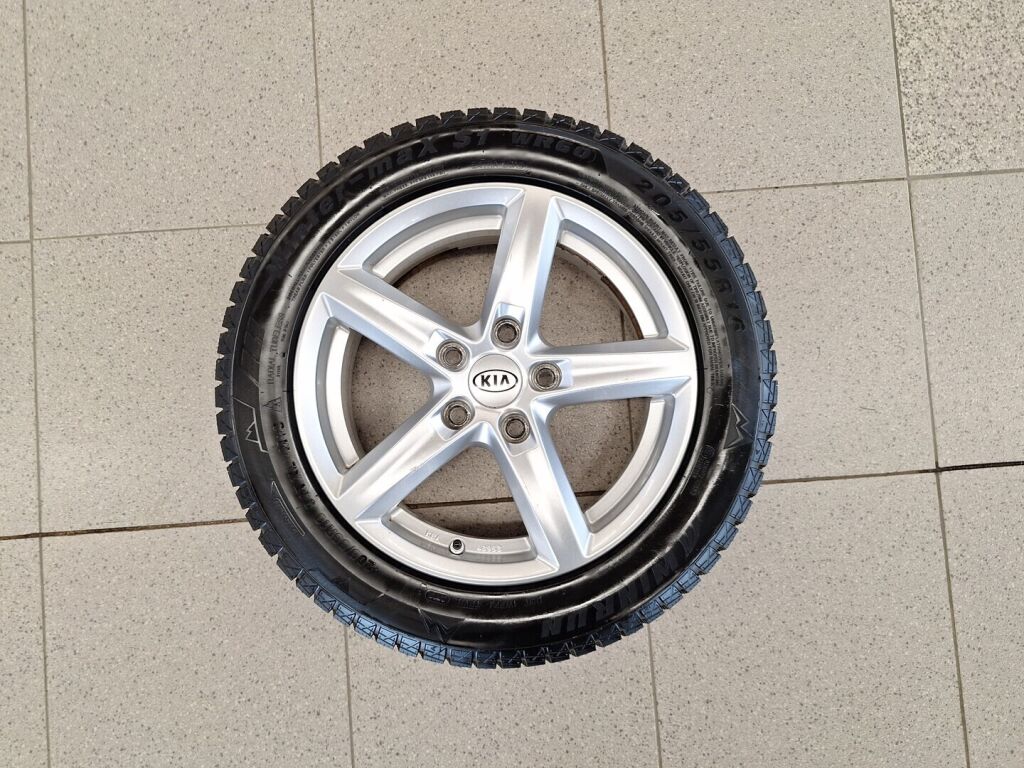 Kia Ceed 2019 Valkoinen