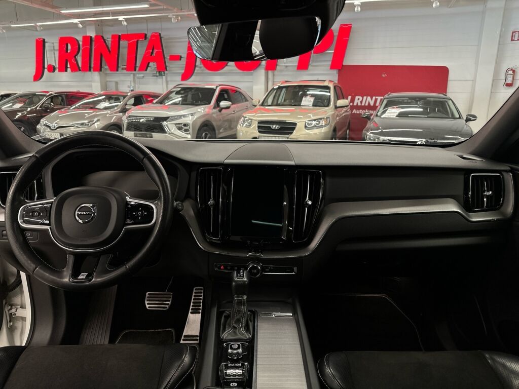 Volvo XC60 2018 Valkoinen