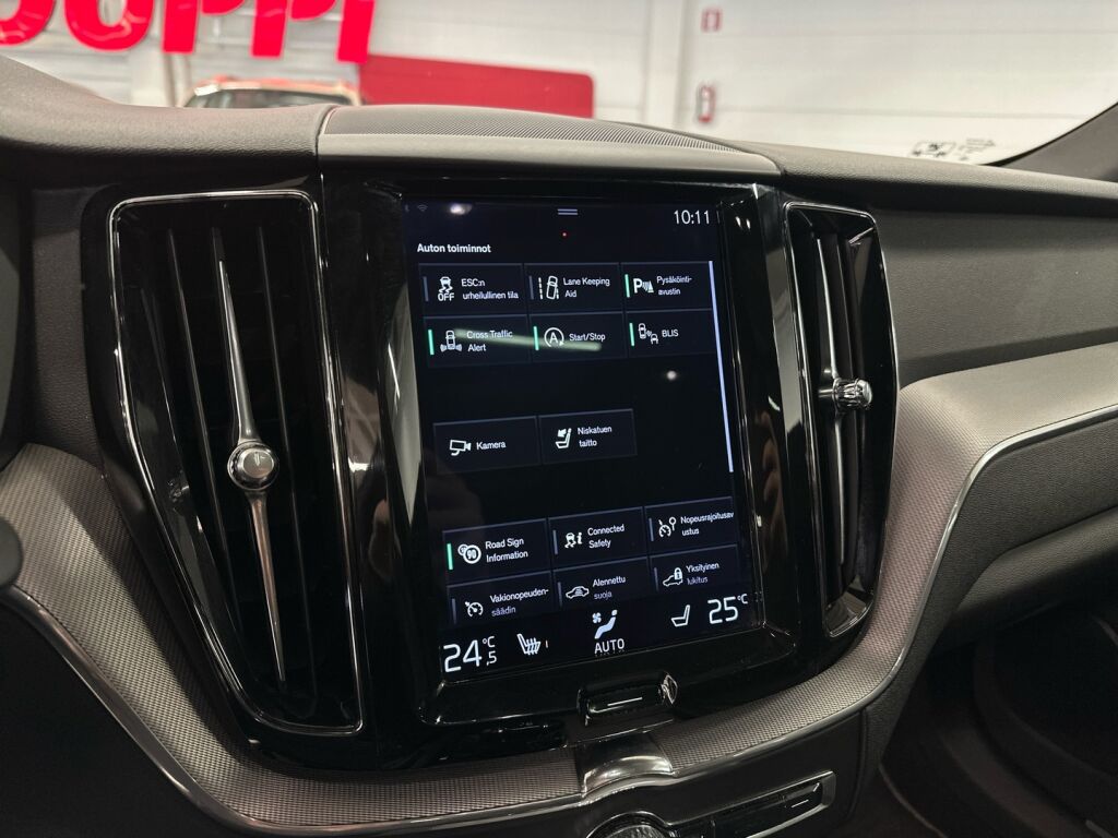 Volvo XC60 2018 Valkoinen