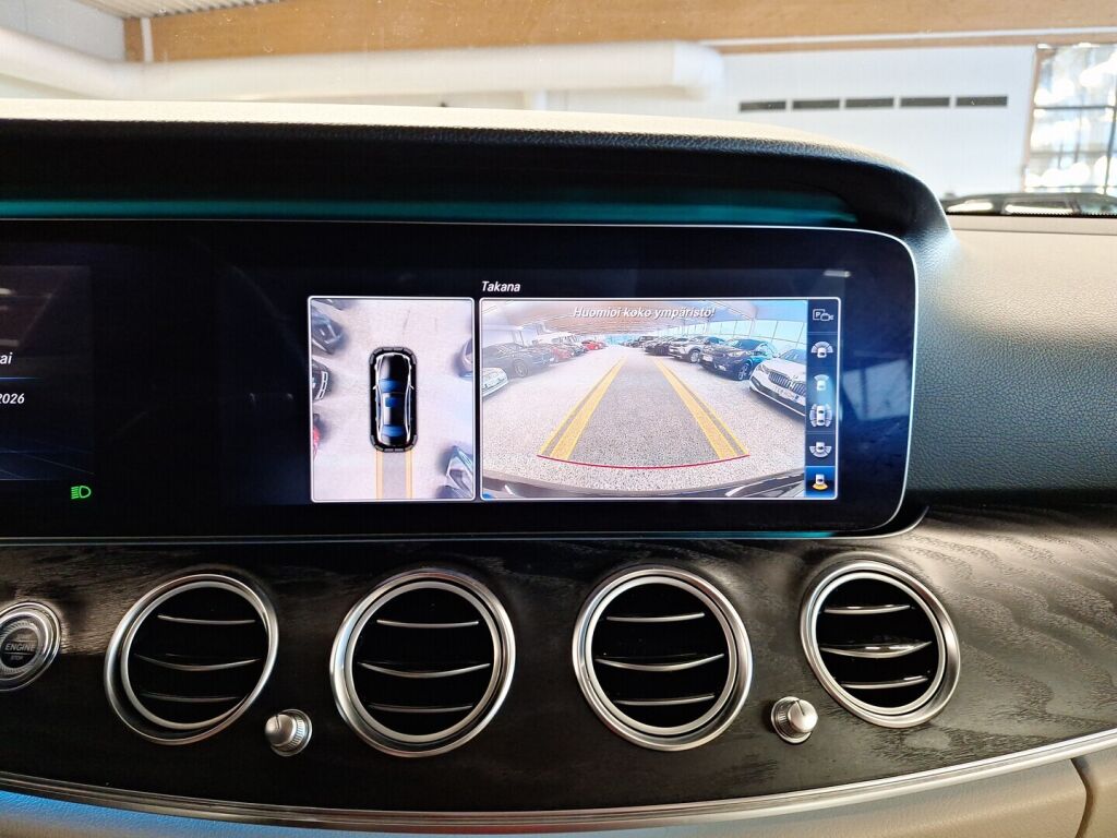 Mercedes-Benz E 2017 Musta