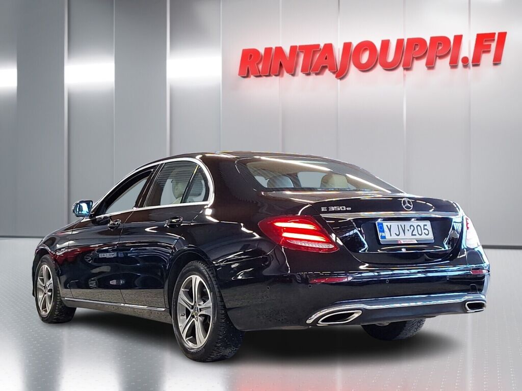 Mercedes-Benz E 2017 Musta