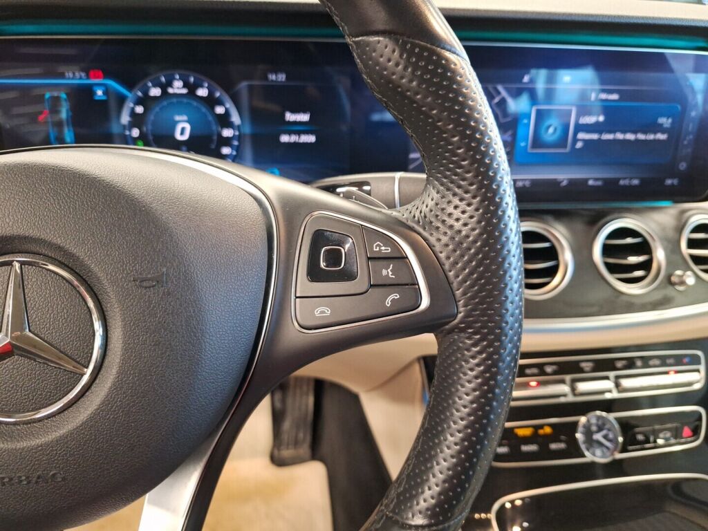 Mercedes-Benz E 2017 Musta