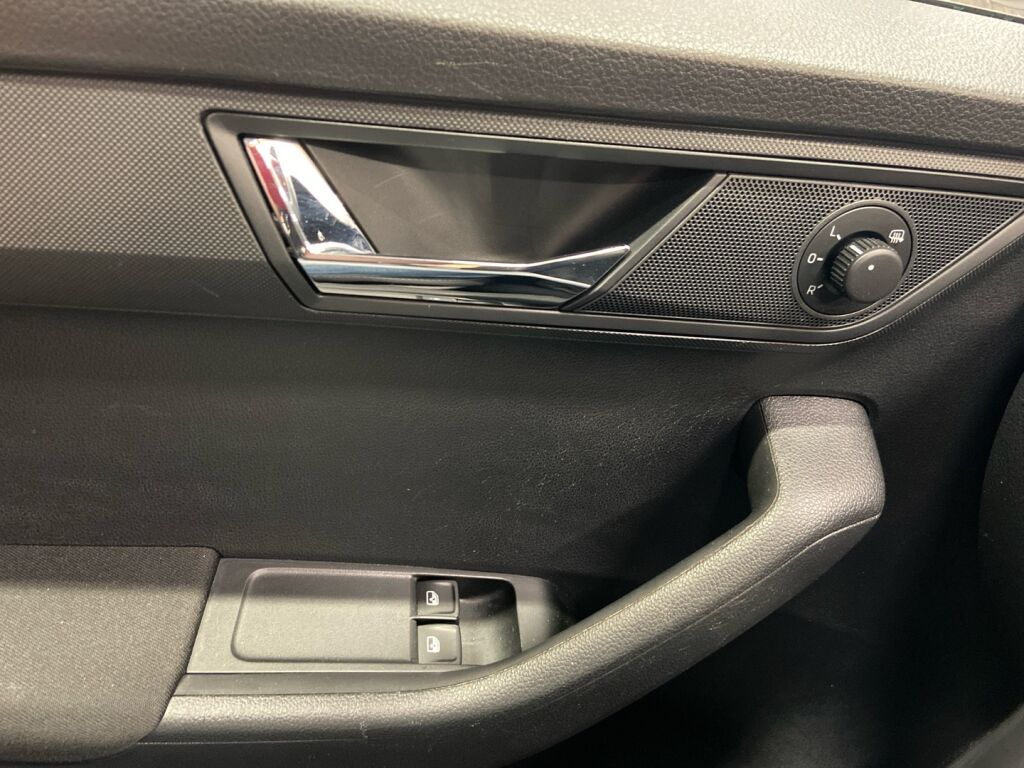 Skoda Fabia 2018 Harmaa