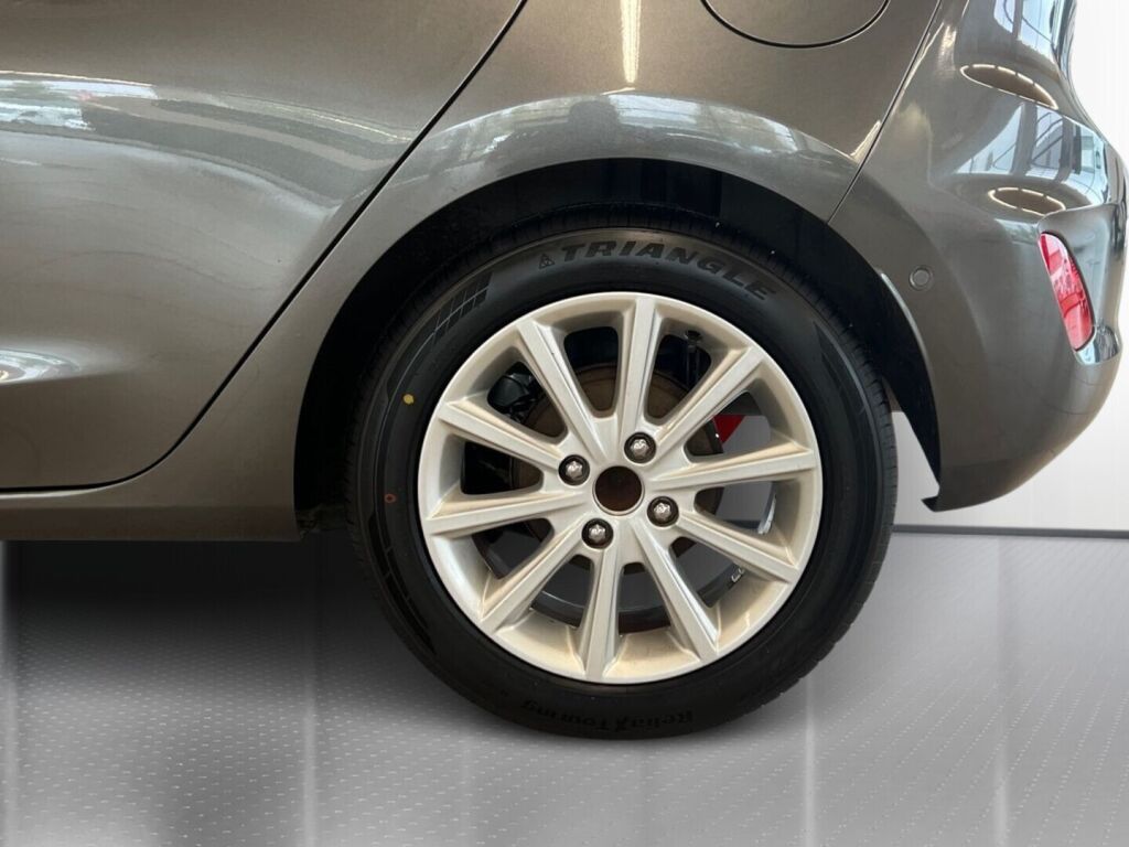 Ford Fiesta 2018 Harmaa