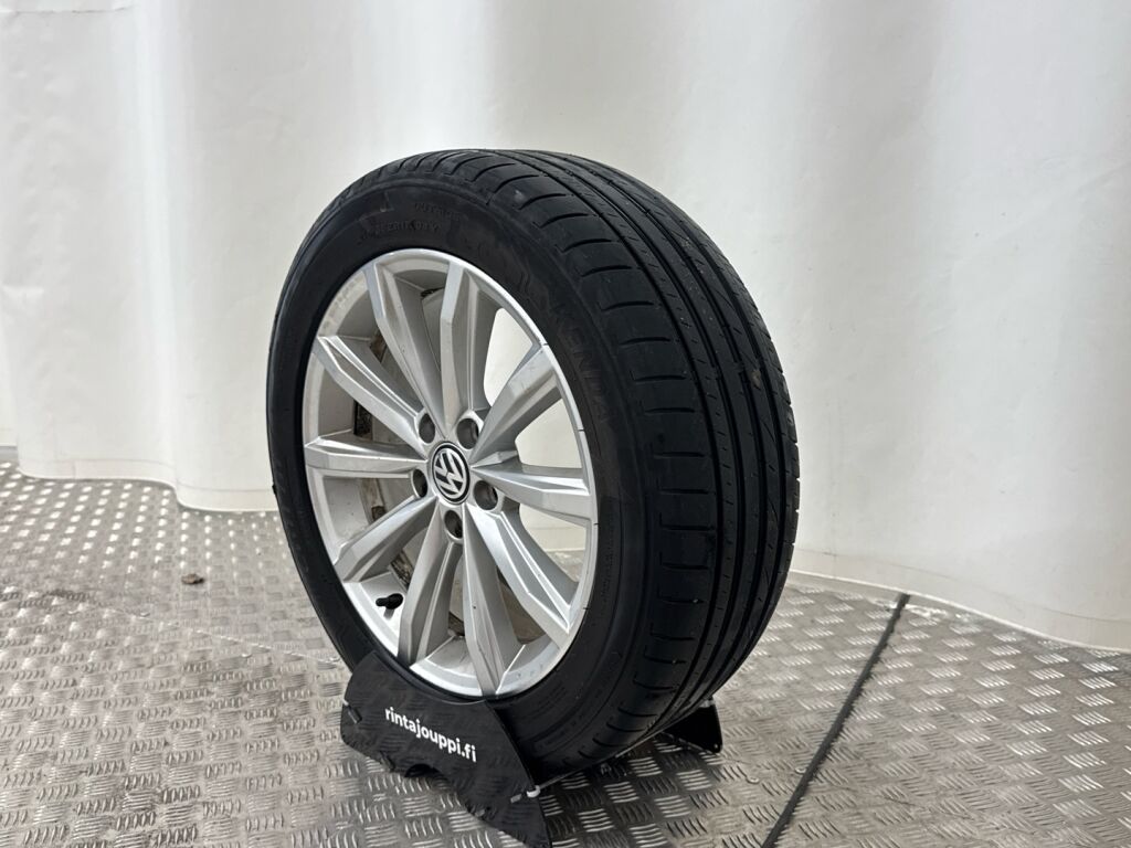 Volkswagen Passat 2016 Valkoinen