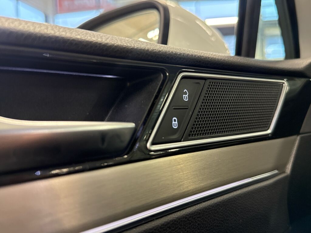 Volkswagen Passat 2016 Valkoinen