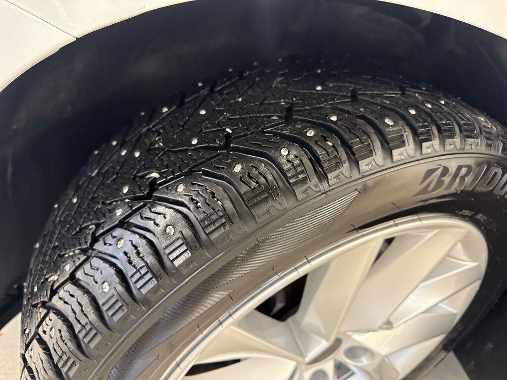 Volkswagen Passat 2016 Valkoinen