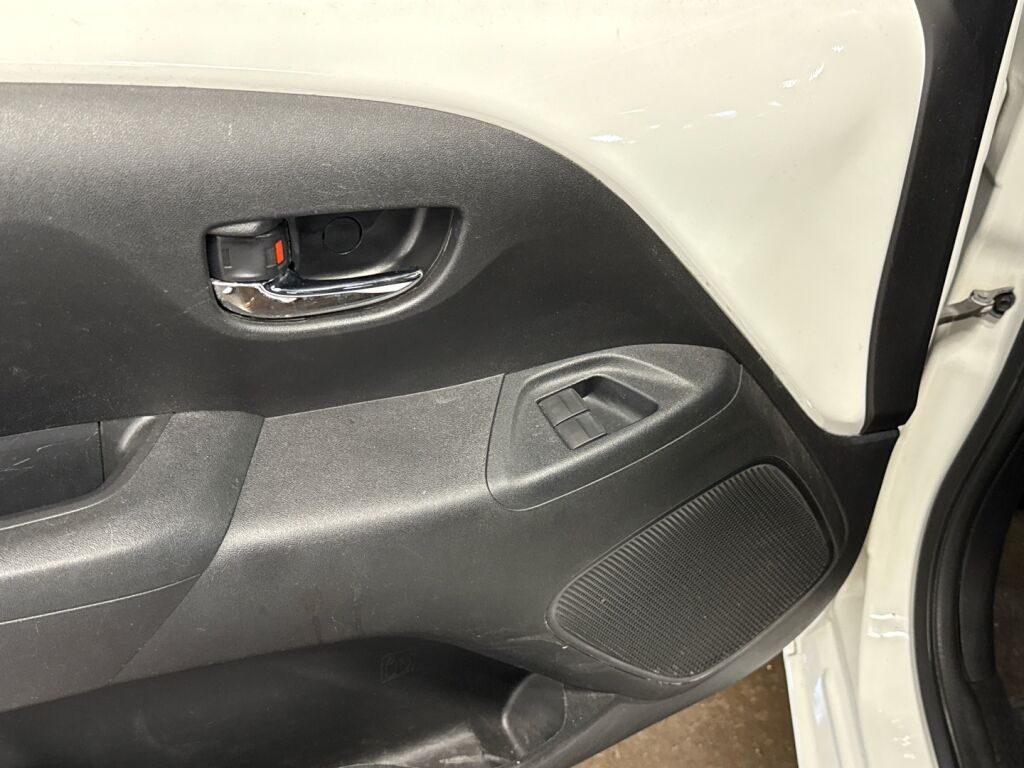 Toyota AYGO 2018 Valkoinen