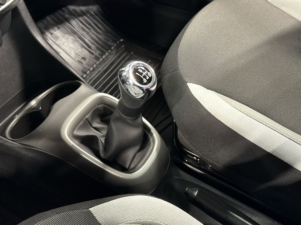 Toyota AYGO 2018 Valkoinen