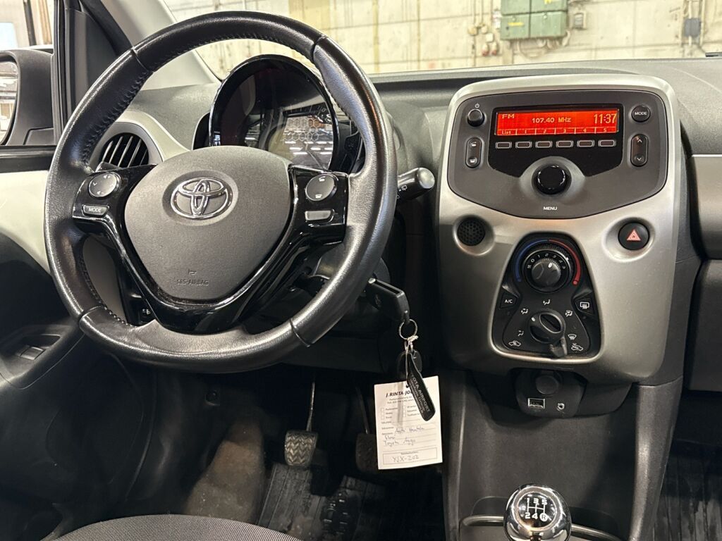 Toyota AYGO 2018 Valkoinen